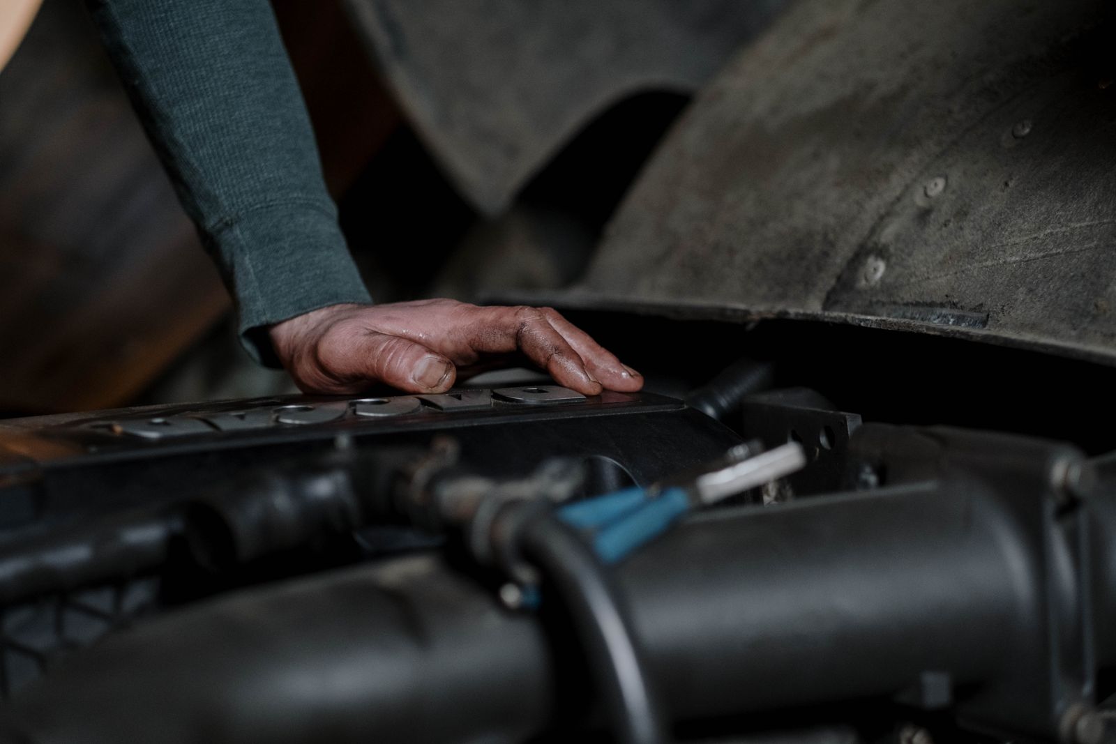 Appraiser inspecting a commercial vehicle at a customer yard